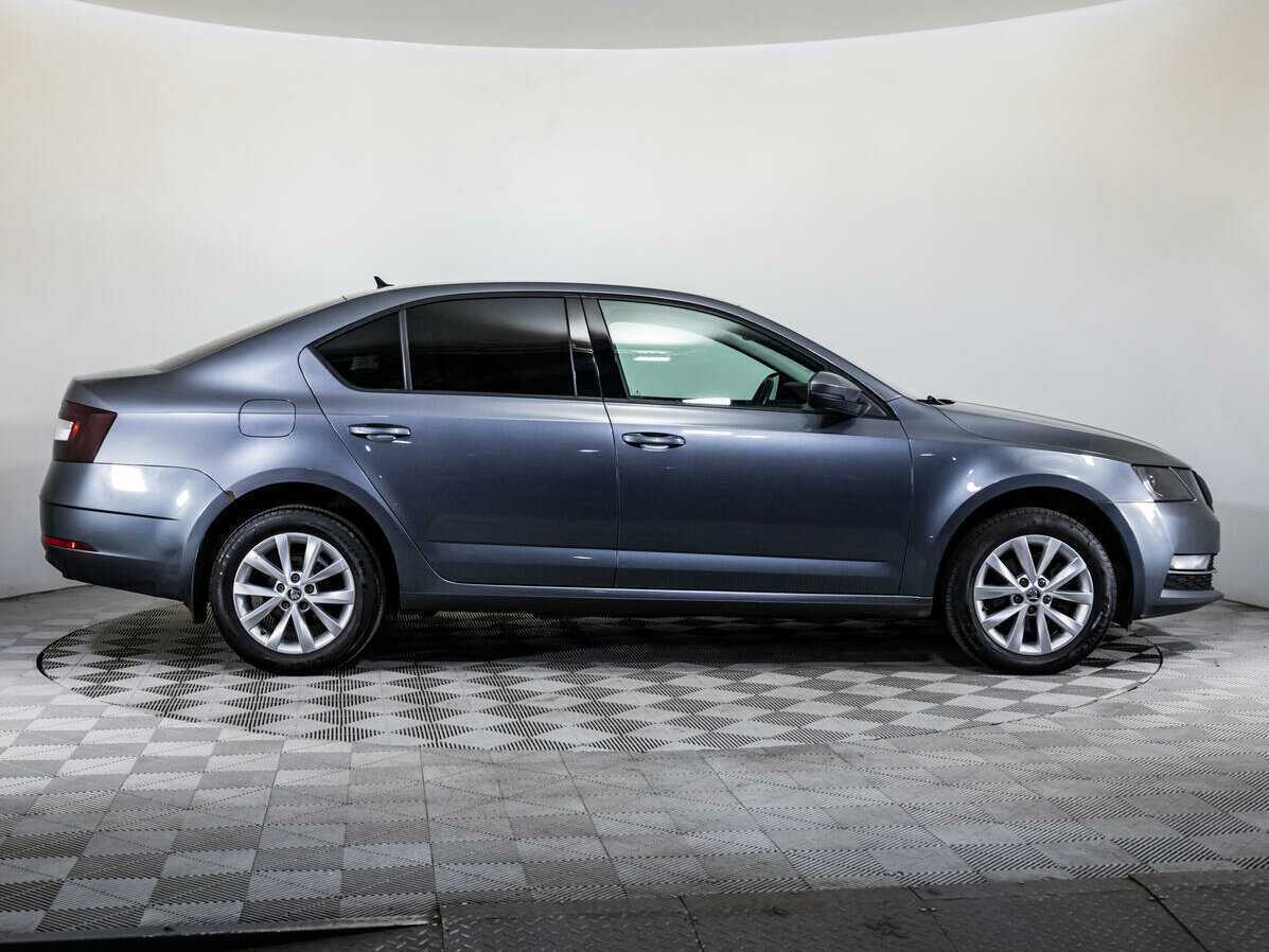Skoda Octavia 2017 года с пробегом. Фото: #3