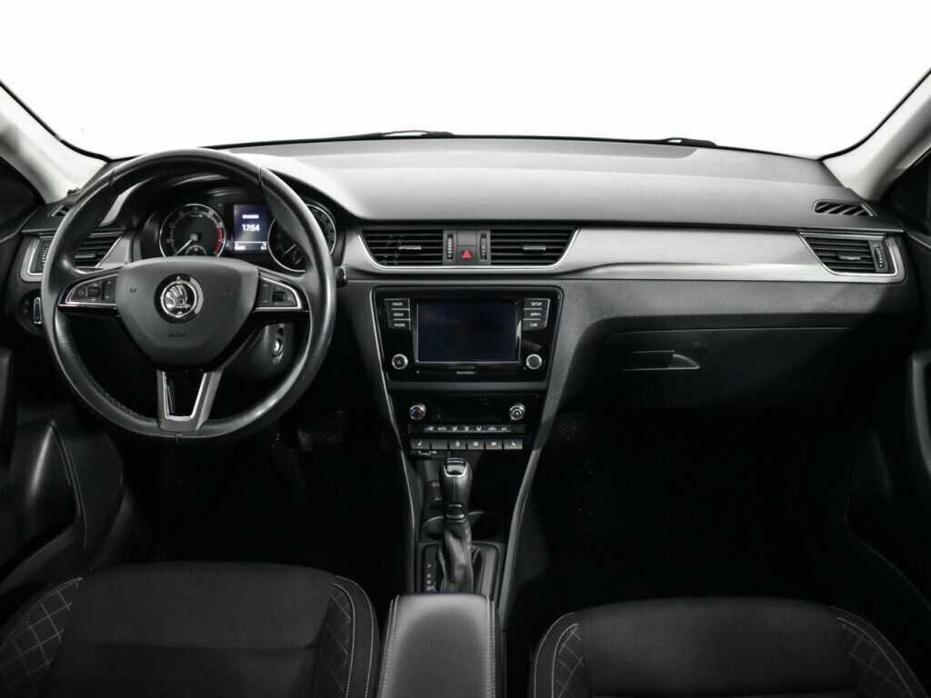 Skoda Rapid 2018 года с пробегом. Фото: #11