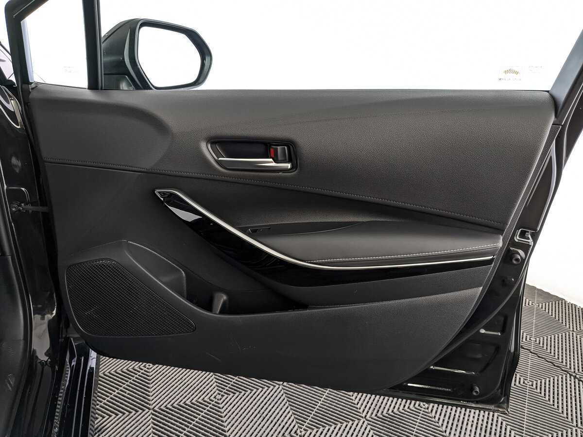 Toyota Corolla 2021 года с пробегом. Фото: #22