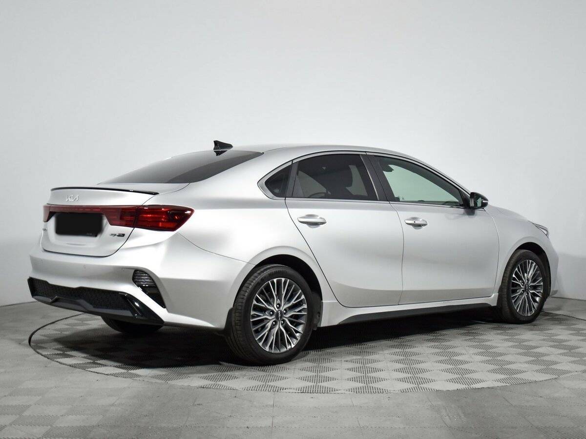 Kia Cerato 2022 года с пробегом. Фото: #4