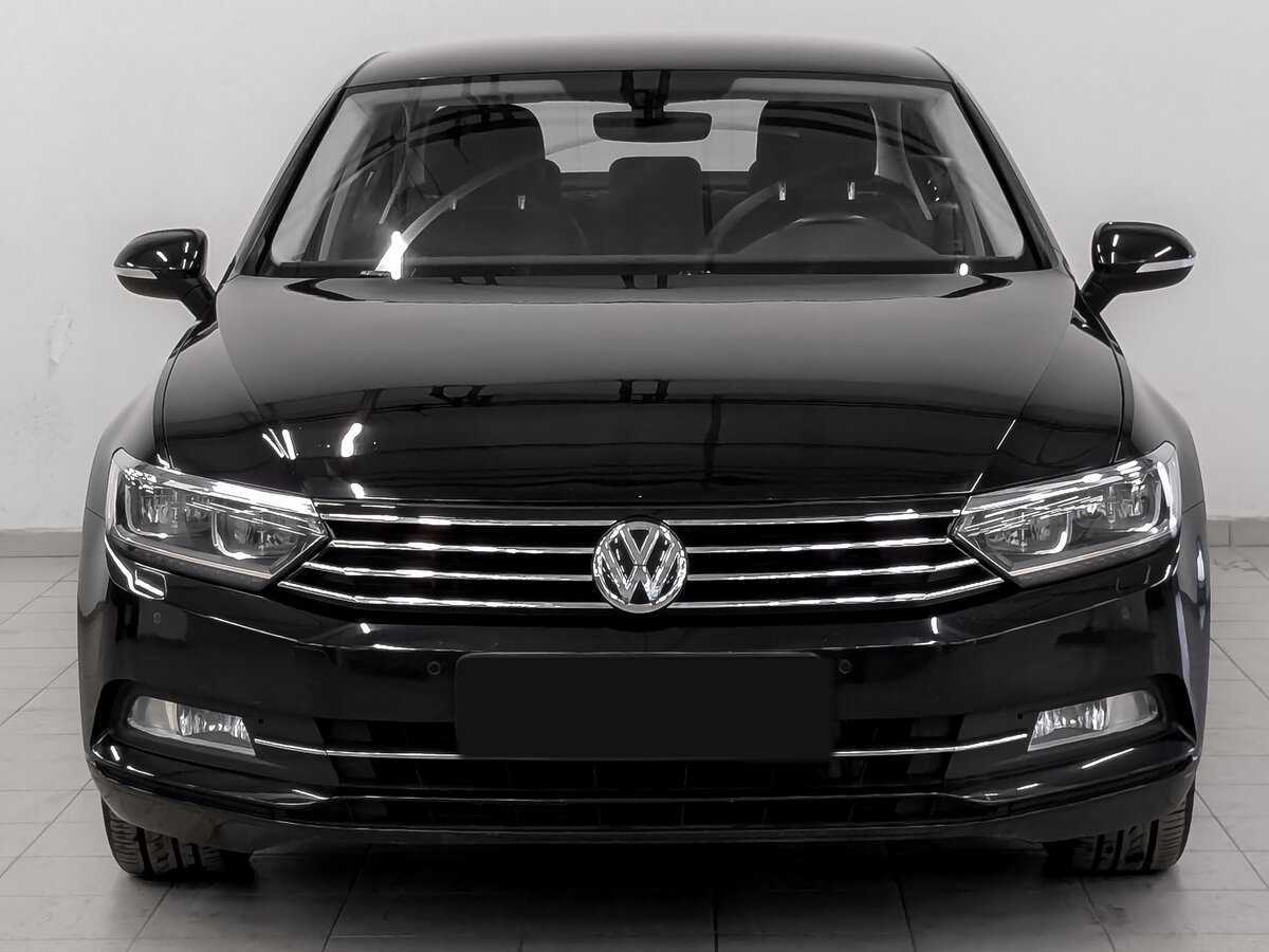 Volkswagen Passat 2016 года с пробегом. Фото: #1