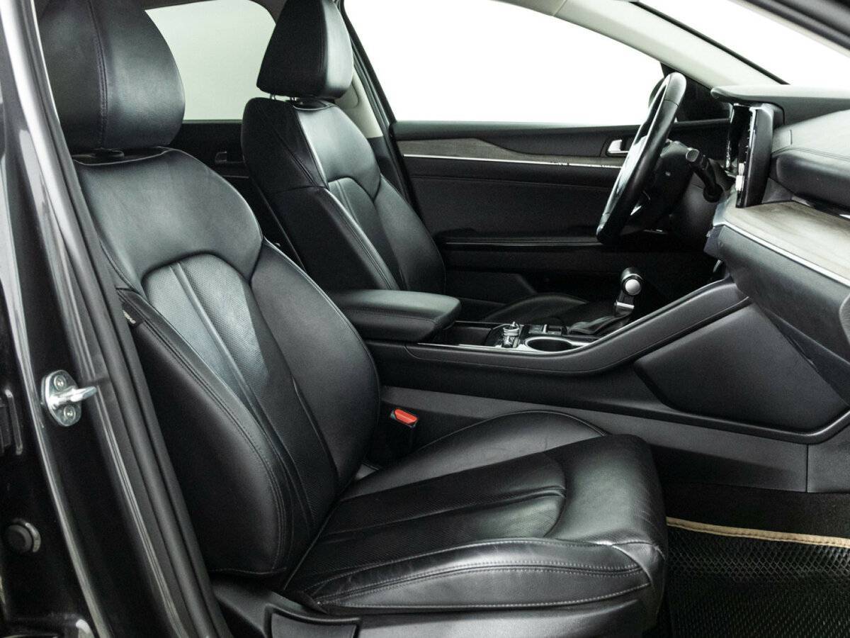 Kia K5 2021 года с пробегом. Фото: #15