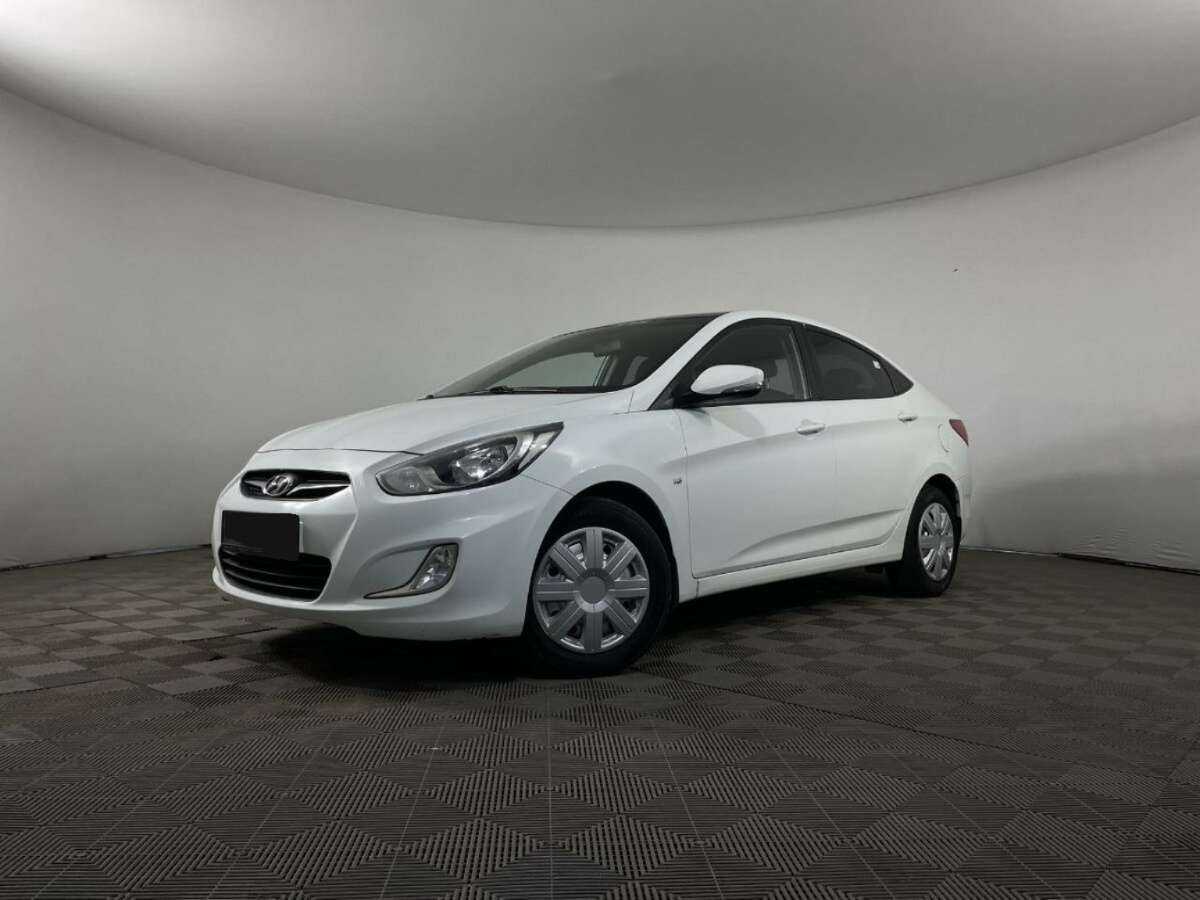 Hyundai Solaris 2012 года с пробегом. Фото: #0
