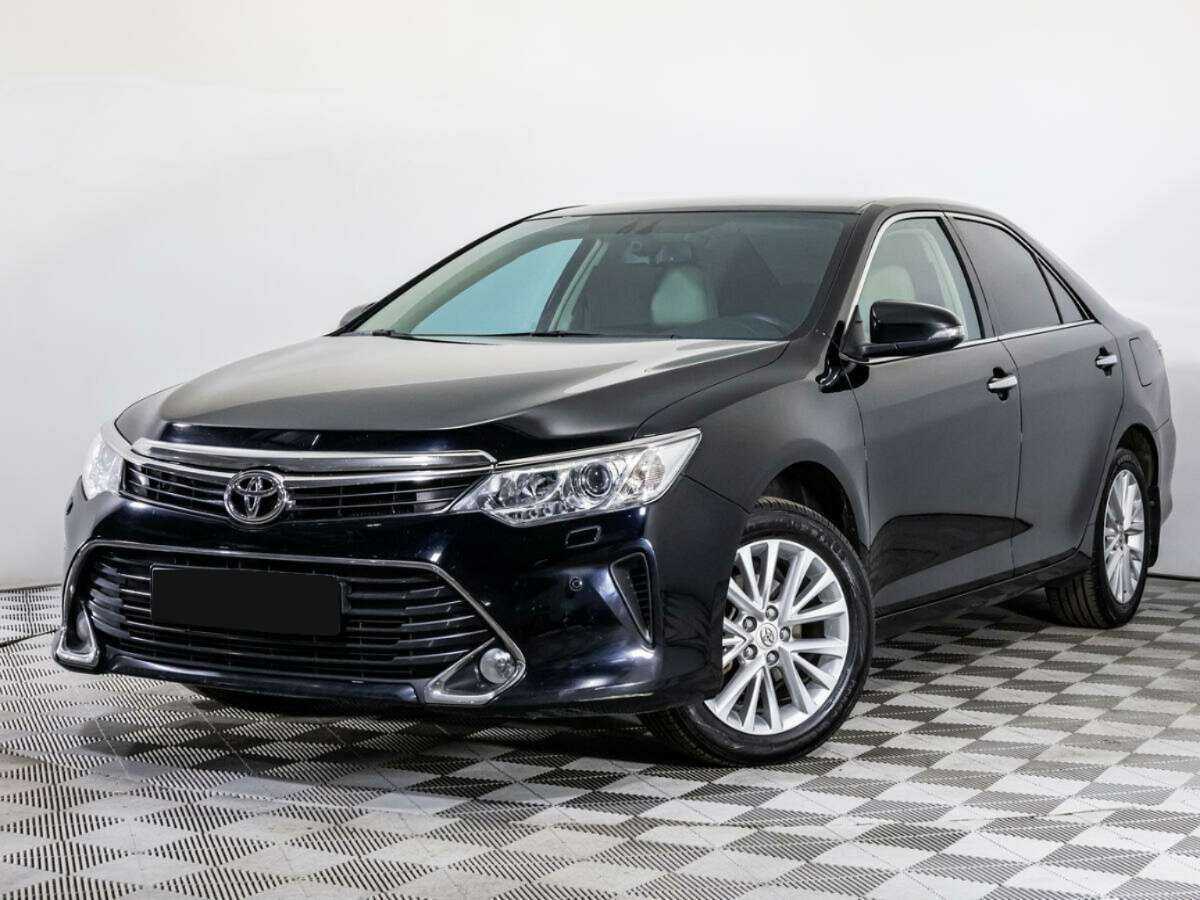 Toyota Camry 2015 года с пробегом. Фото: #0