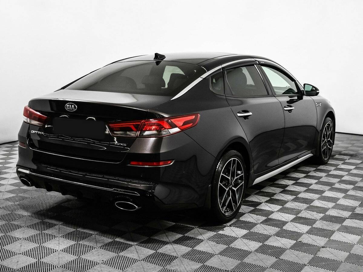 Kia Optima 2018 года с пробегом. Фото: #4
