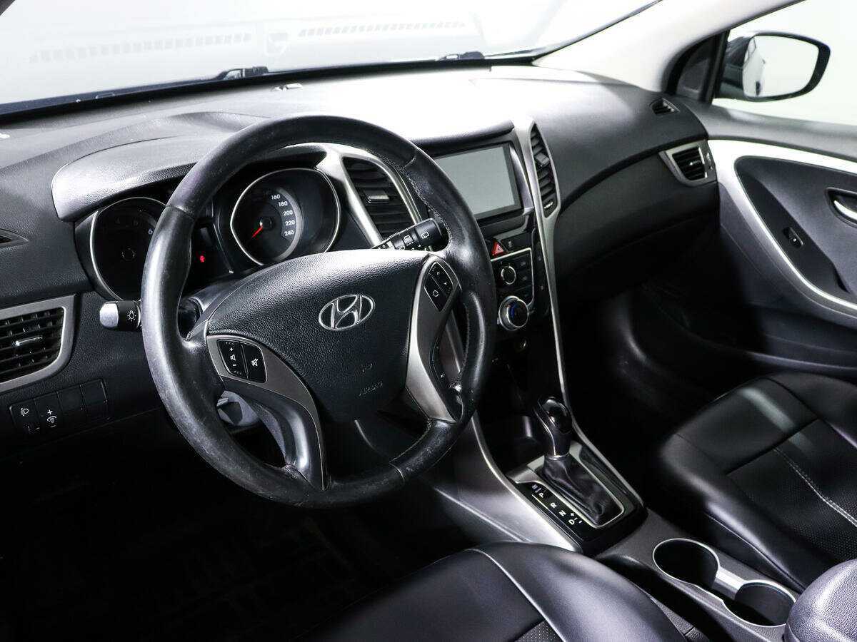Hyundai i30 2012 года с пробегом. Фото: #13