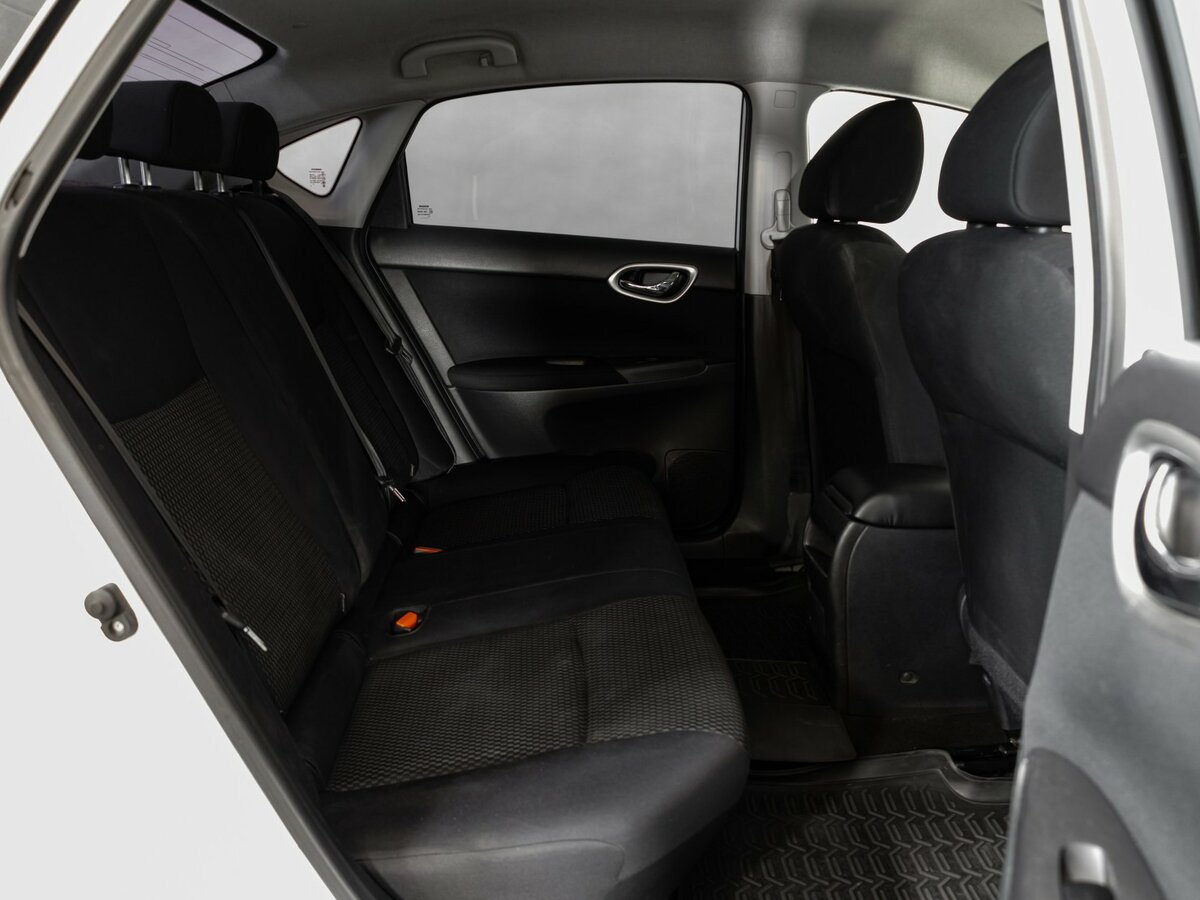 Nissan Sentra 2015 года с пробегом. Фото: #12