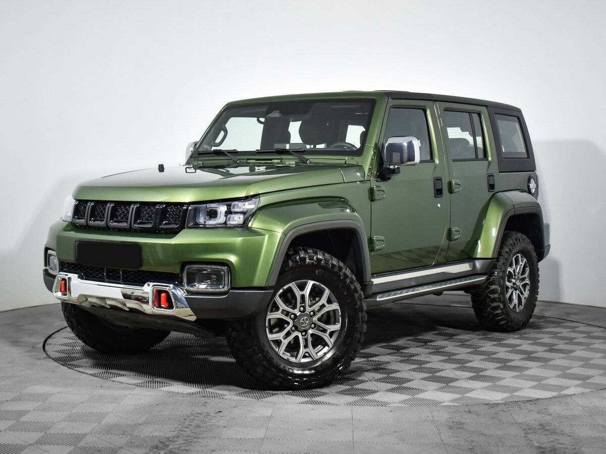 BAIC BJ40 2023 года с пробегом. Посмотреть фото