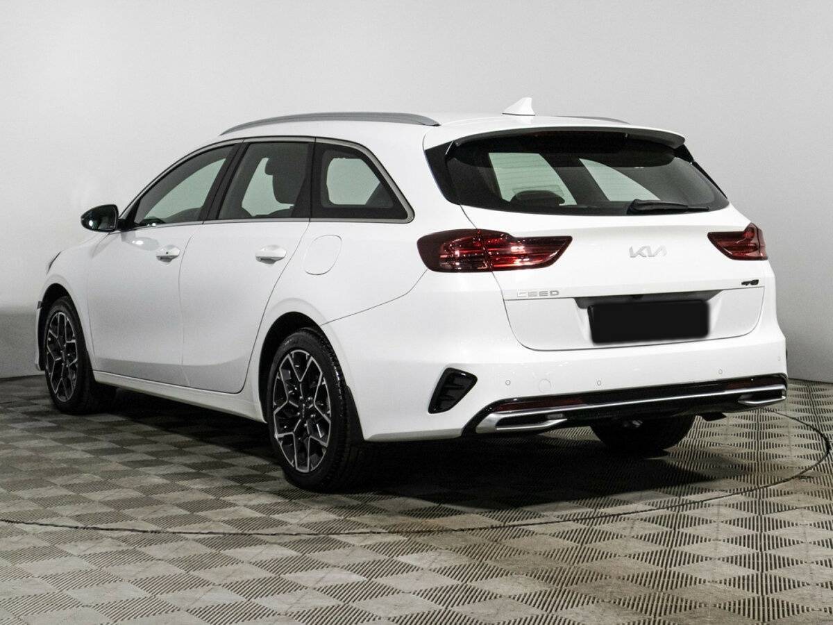 Kia Ceed 2021 года с пробегом. Фото: #6