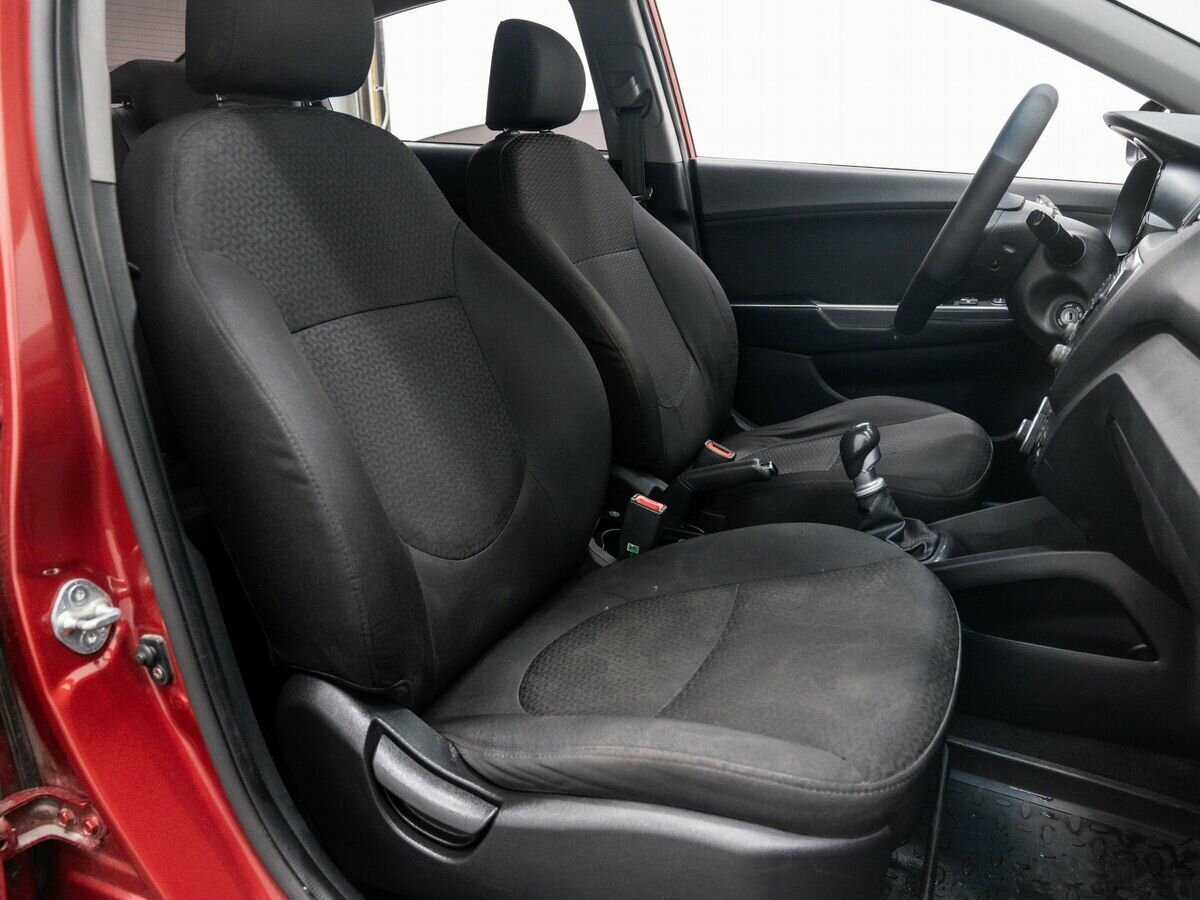 Kia Rio 2012 года с пробегом. Фото: #8