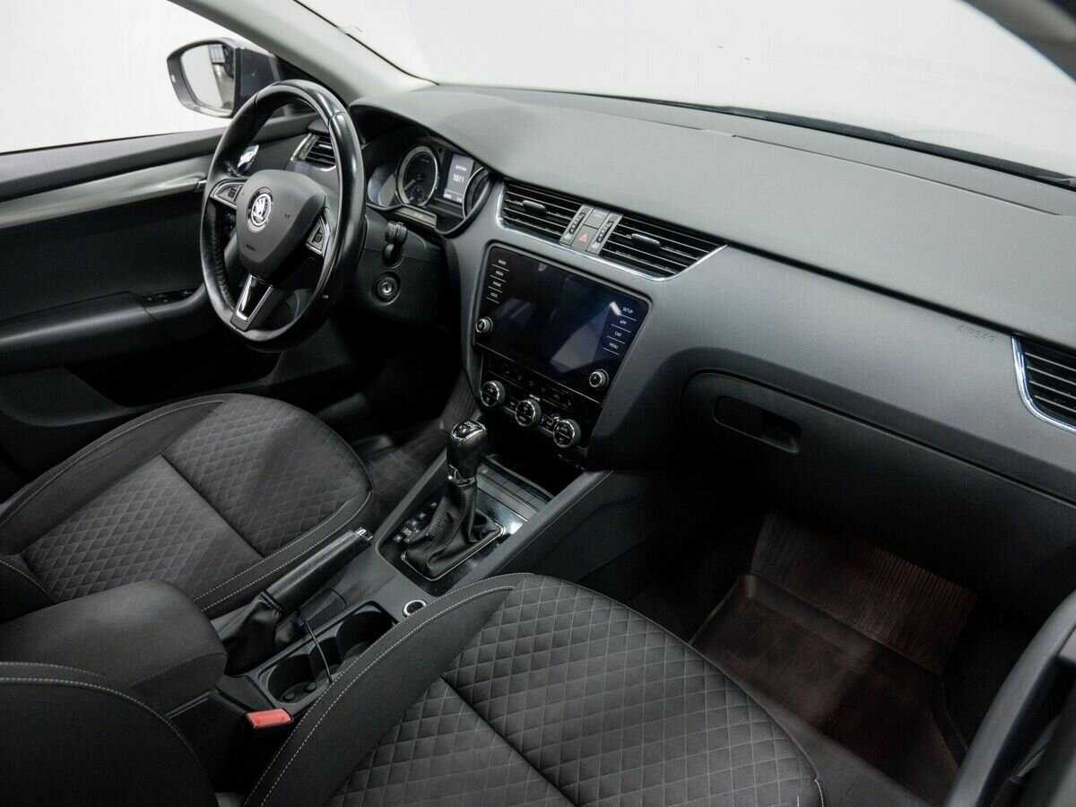 Skoda Octavia 2017 года с пробегом. Фото: #6