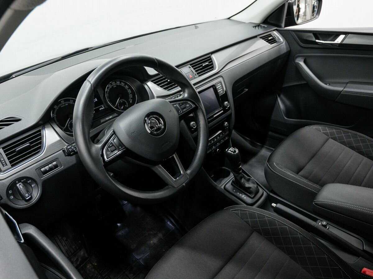 Skoda Rapid 2018 года с пробегом. Фото: #11