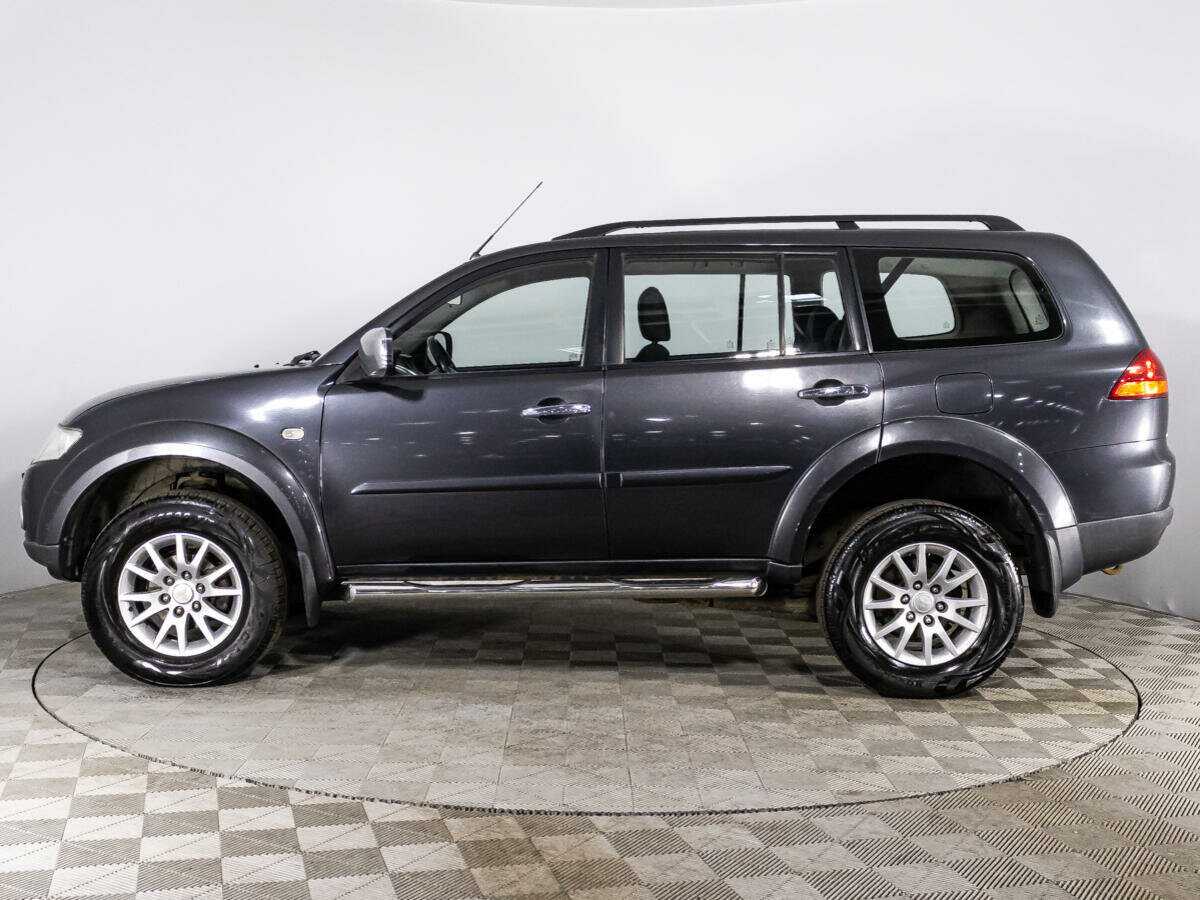 Mitsubishi Pajero Sport 2012 года с пробегом. Фото: #7