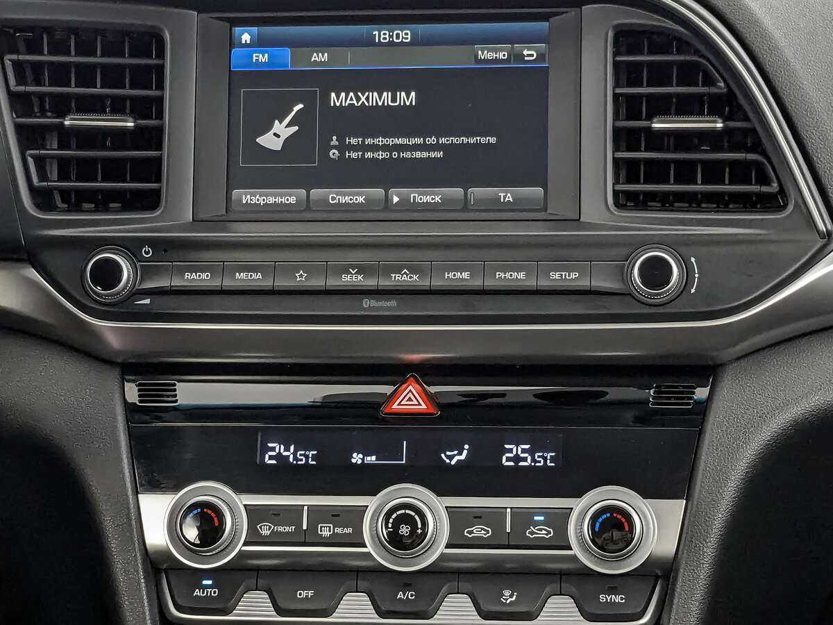 Hyundai Elantra 2020 года с пробегом. Фото: #16
