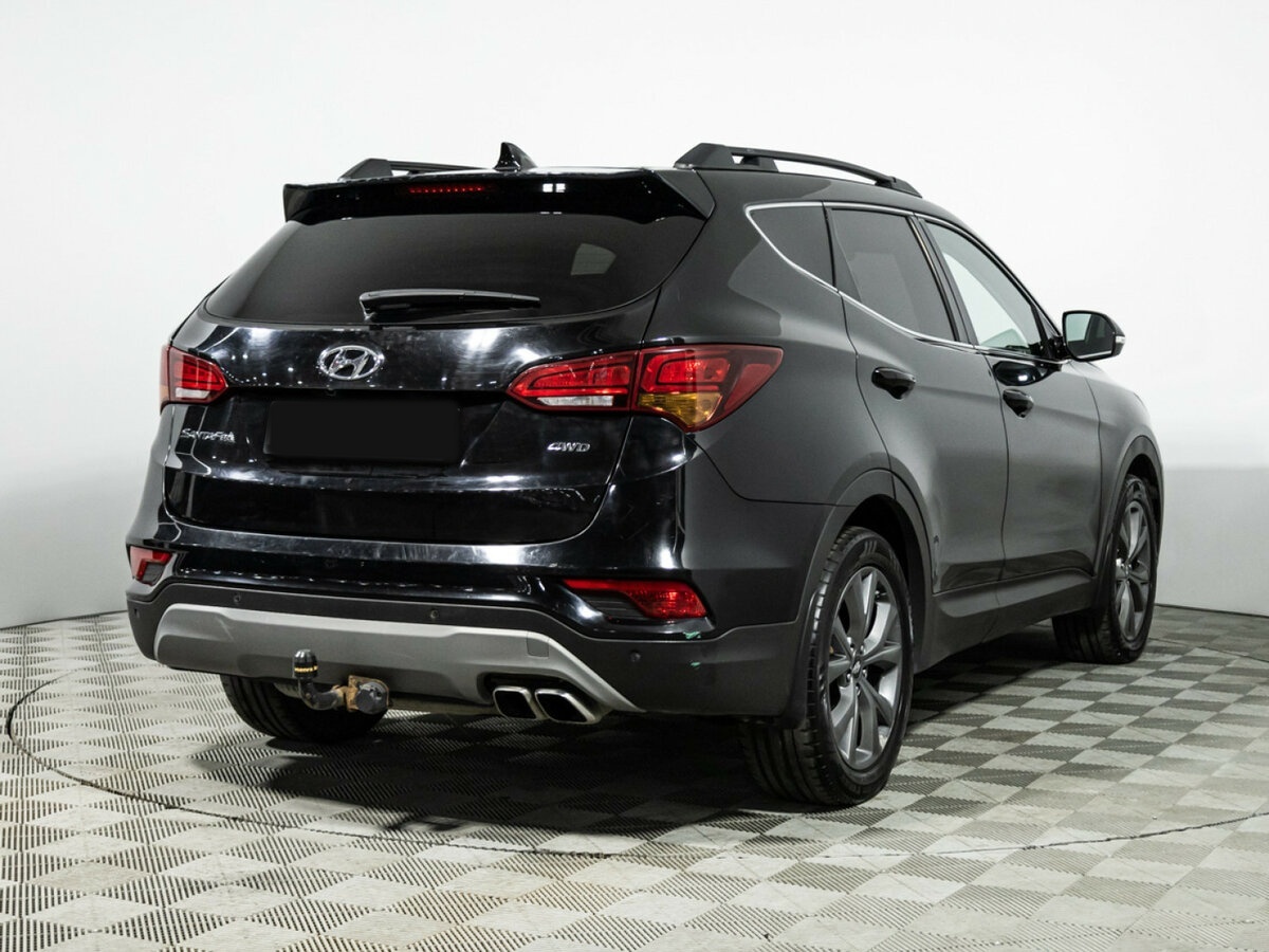 Hyundai Santa Fe 2017 года с пробегом. Фото: #3