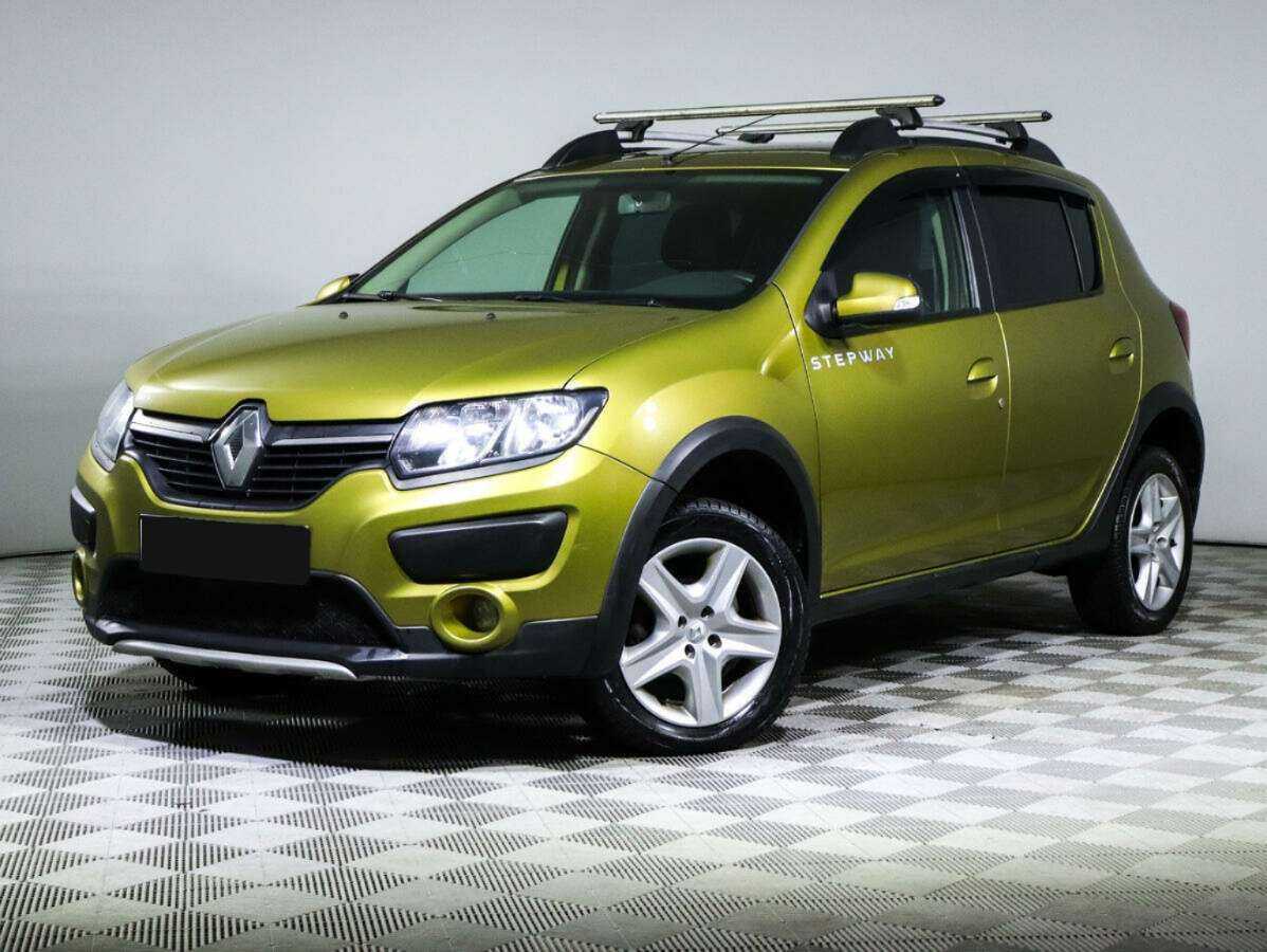 Renault Sandero 2016 года с пробегом. Посмотреть фото