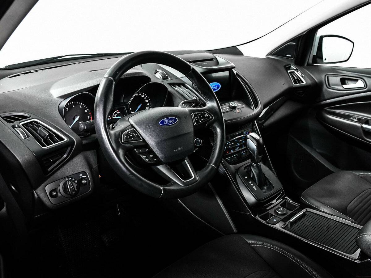 Ford Kuga 2017 года с пробегом. Фото: #12