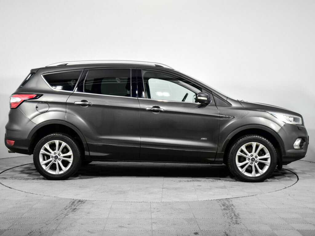 Ford Kuga 2017 года с пробегом. Фото: #3