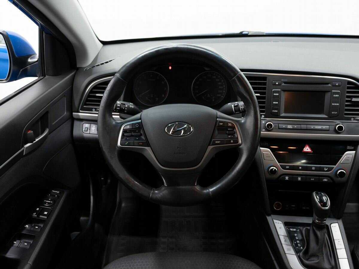 Hyundai Elantra 2017 года с пробегом. Фото: #10