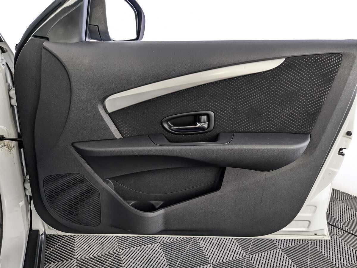 Nissan Almera 2015 года с пробегом. Фото: #20