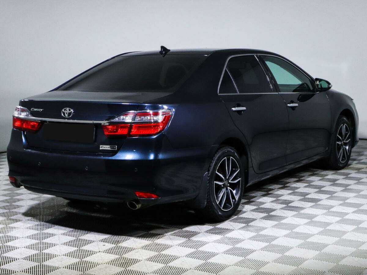 Toyota Camry 2017 года с пробегом. Фото: #4