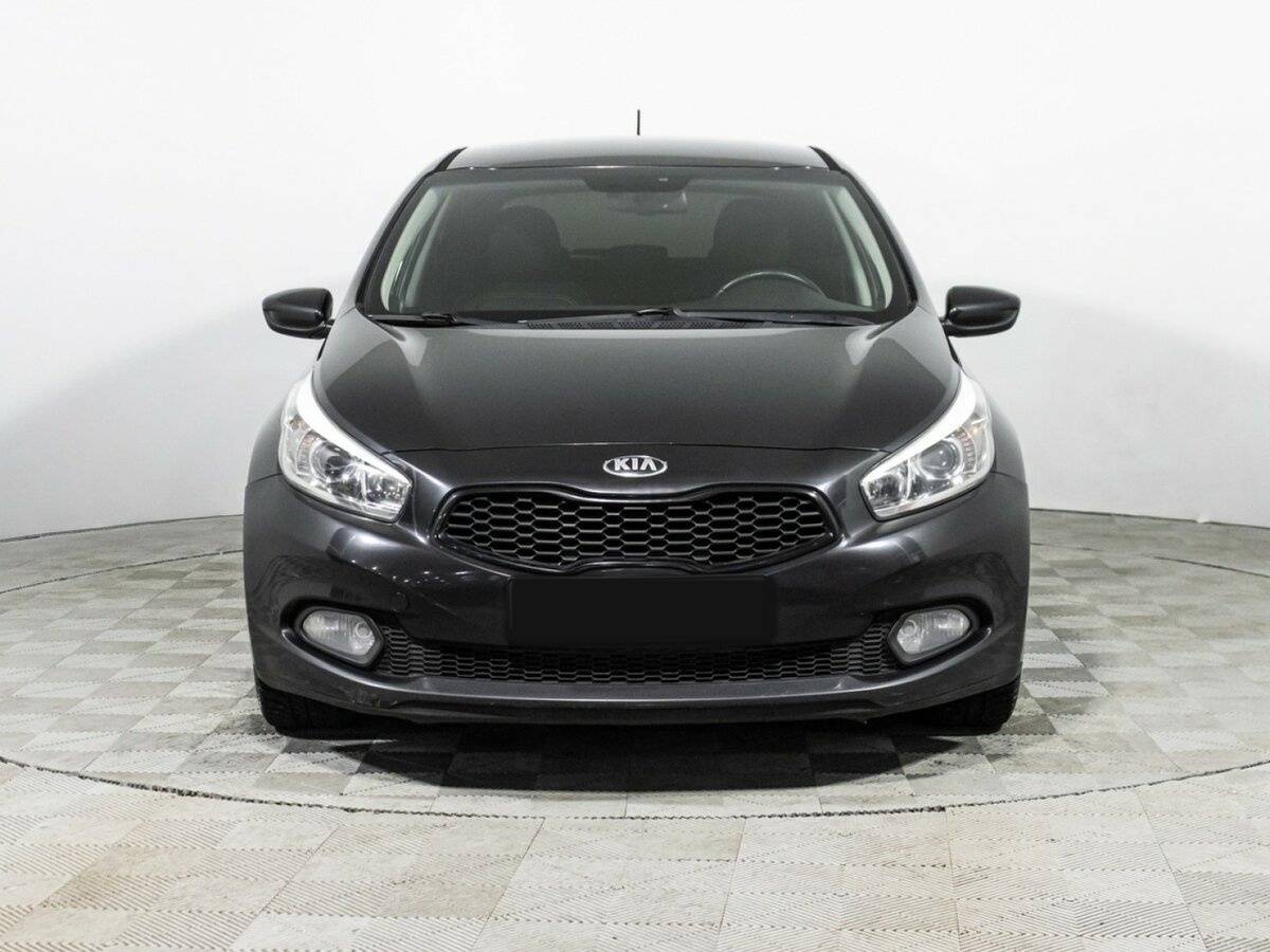 Kia Ceed 2013 года с пробегом. Фото: #1