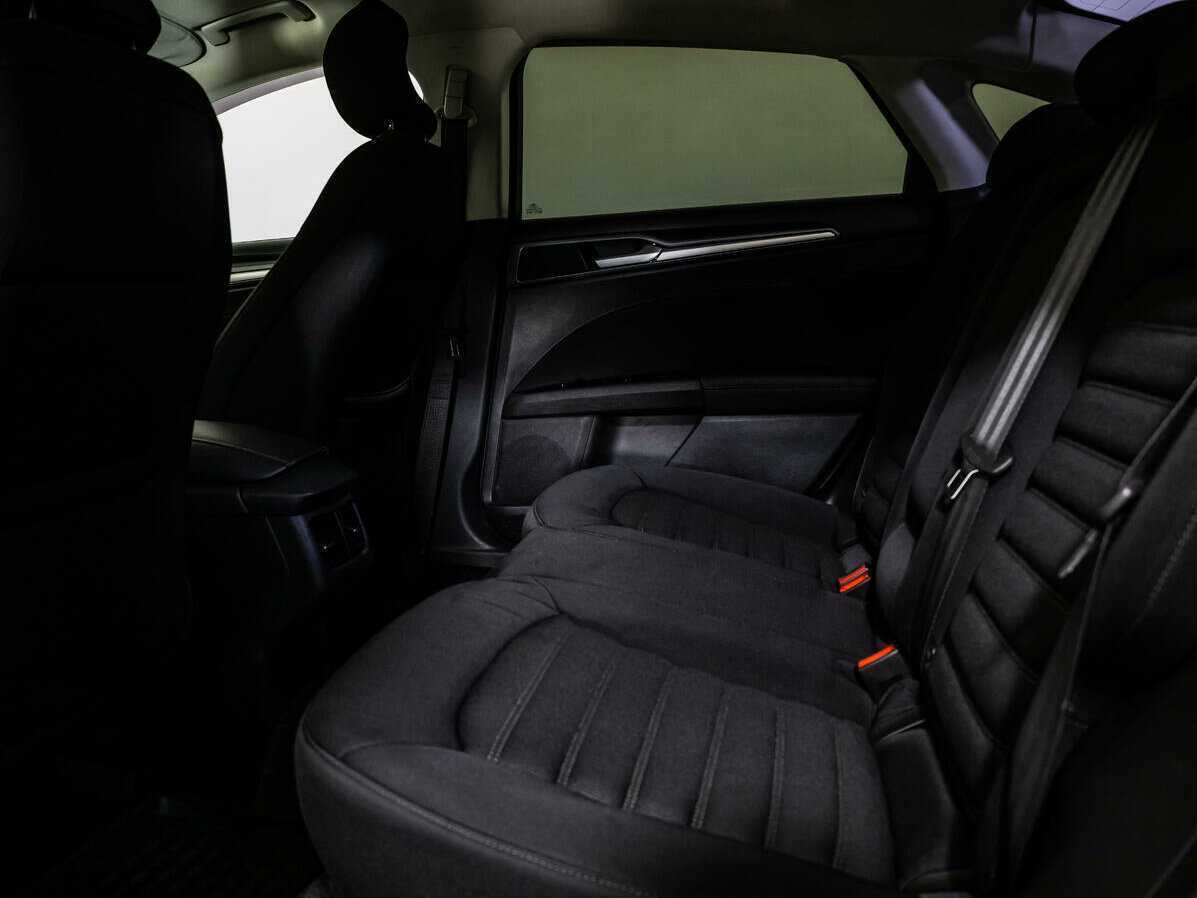 Ford Mondeo 2015 года с пробегом. Фото: #8