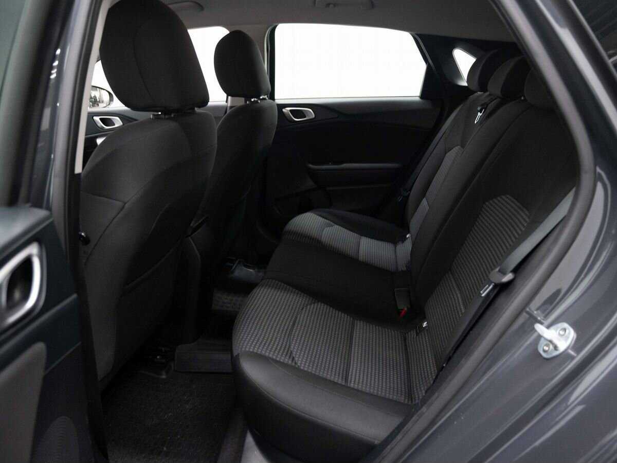 Kia Ceed 2018 года с пробегом. Фото: #8