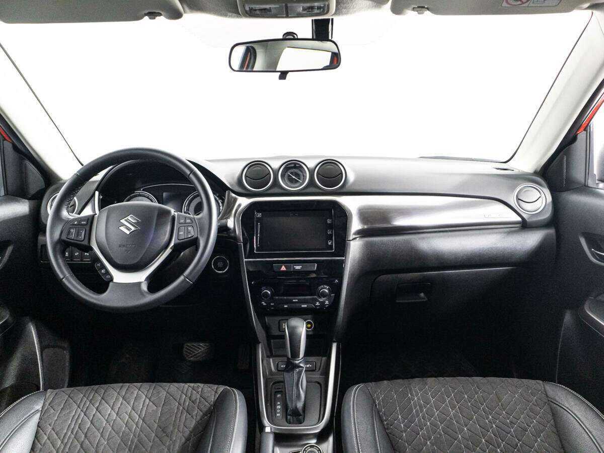 Suzuki Vitara 2021 года с пробегом. Фото: #11