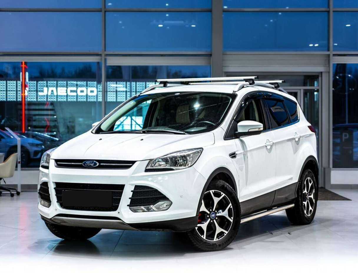 Ford Kuga 2015 года с пробегом. Посмотреть фото