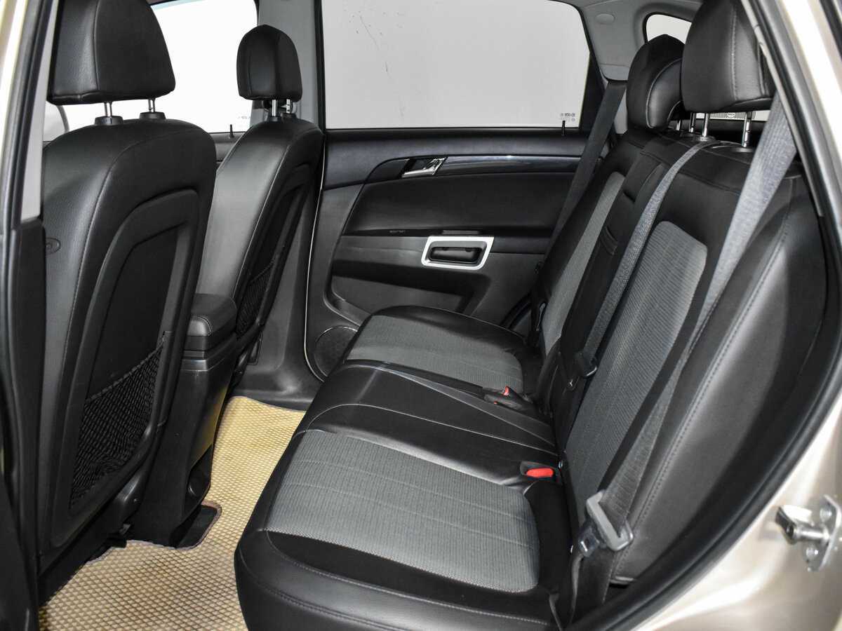 Opel Antara 2012 года с пробегом. Фото: #11