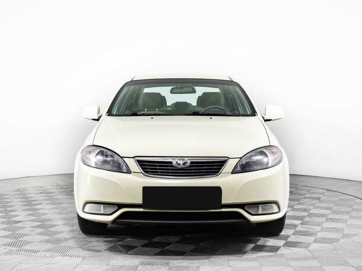 Daewoo Gentra 2014 года с пробегом. Фото: #1