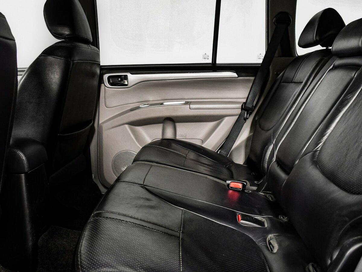 Mitsubishi Pajero Sport 2013 года с пробегом. Фото: #9