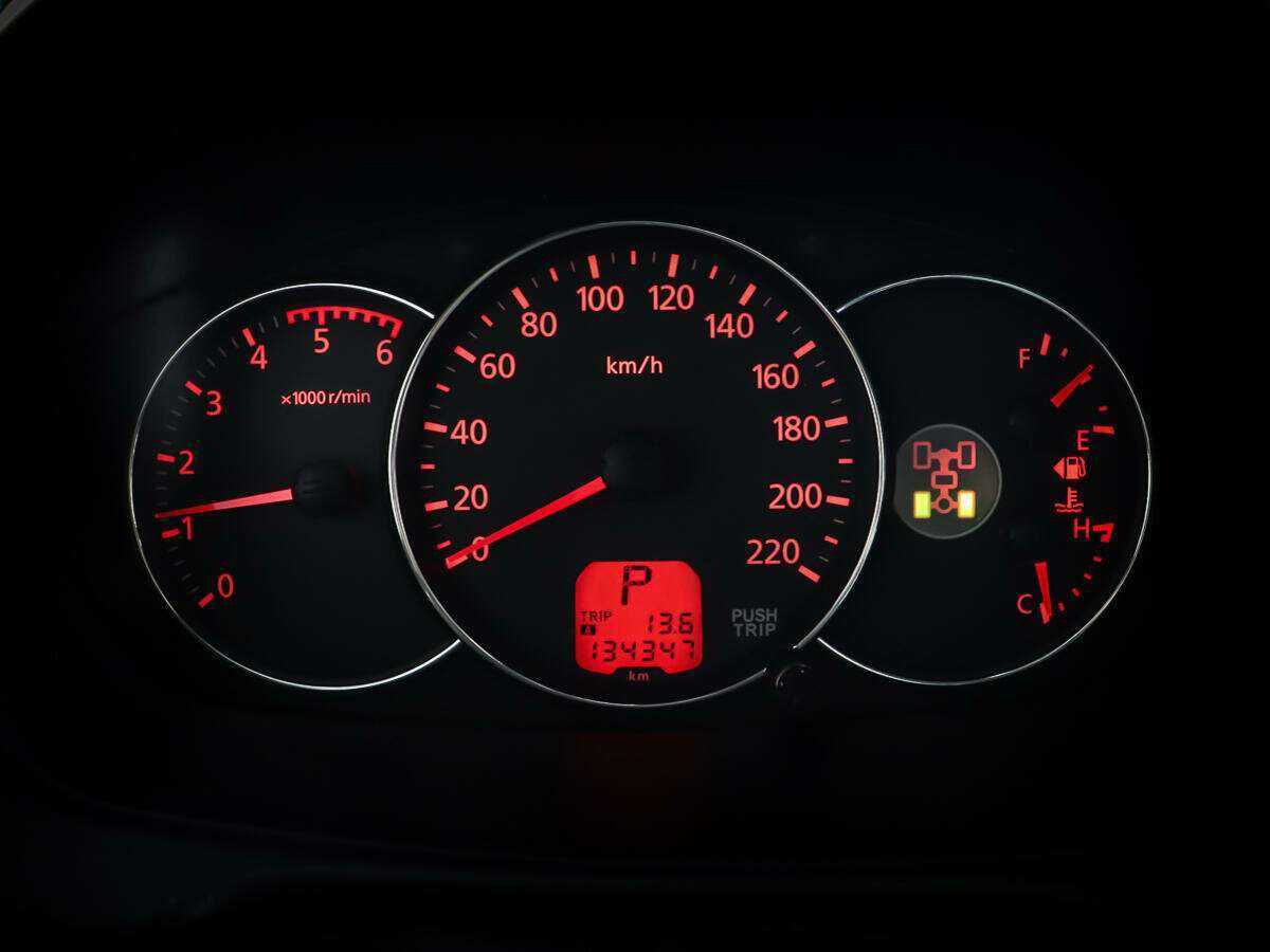 Mitsubishi Pajero Sport 2014 года с пробегом. Фото: #12