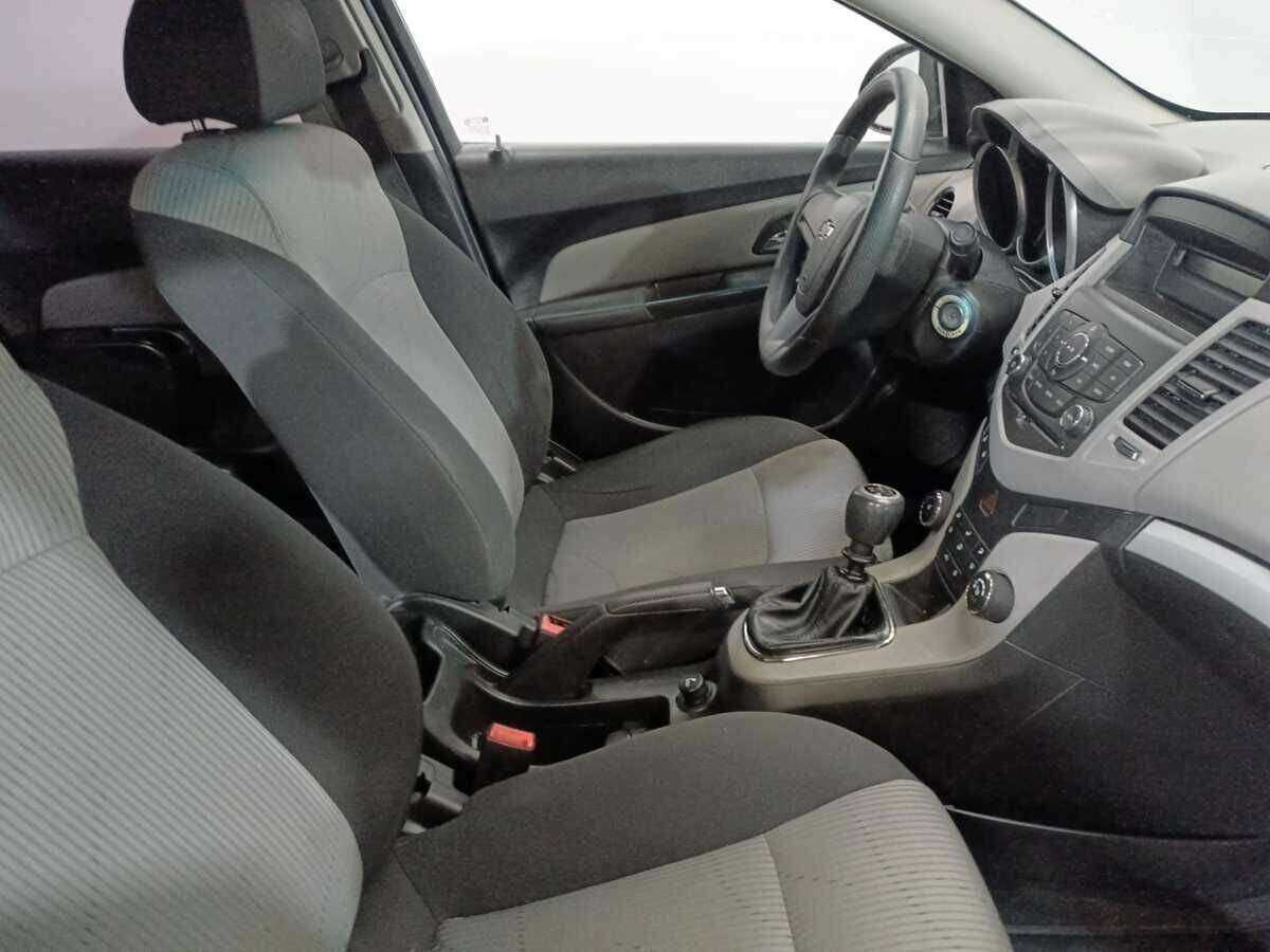 Chevrolet Cruze 2012 года с пробегом. Фото: #9