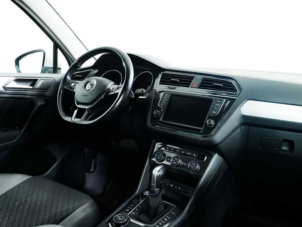 Volkswagen Tiguan 2017 года с пробегом. Фото: #8