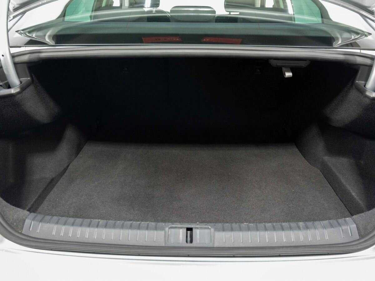 Volkswagen Passat 2017 года с пробегом. Фото: #24