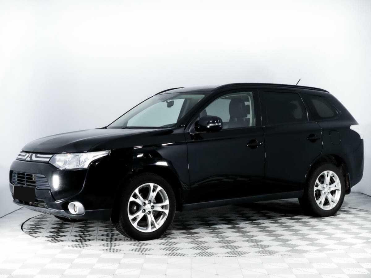 Mitsubishi Outlander 2013 года с пробегом. Посмотреть фото