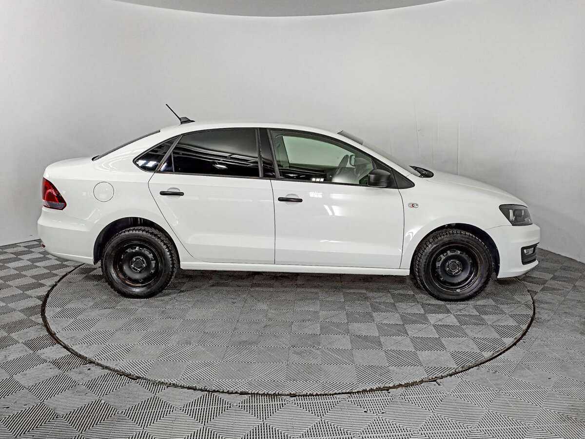 Volkswagen Polo 2018 года с пробегом. Фото: #3