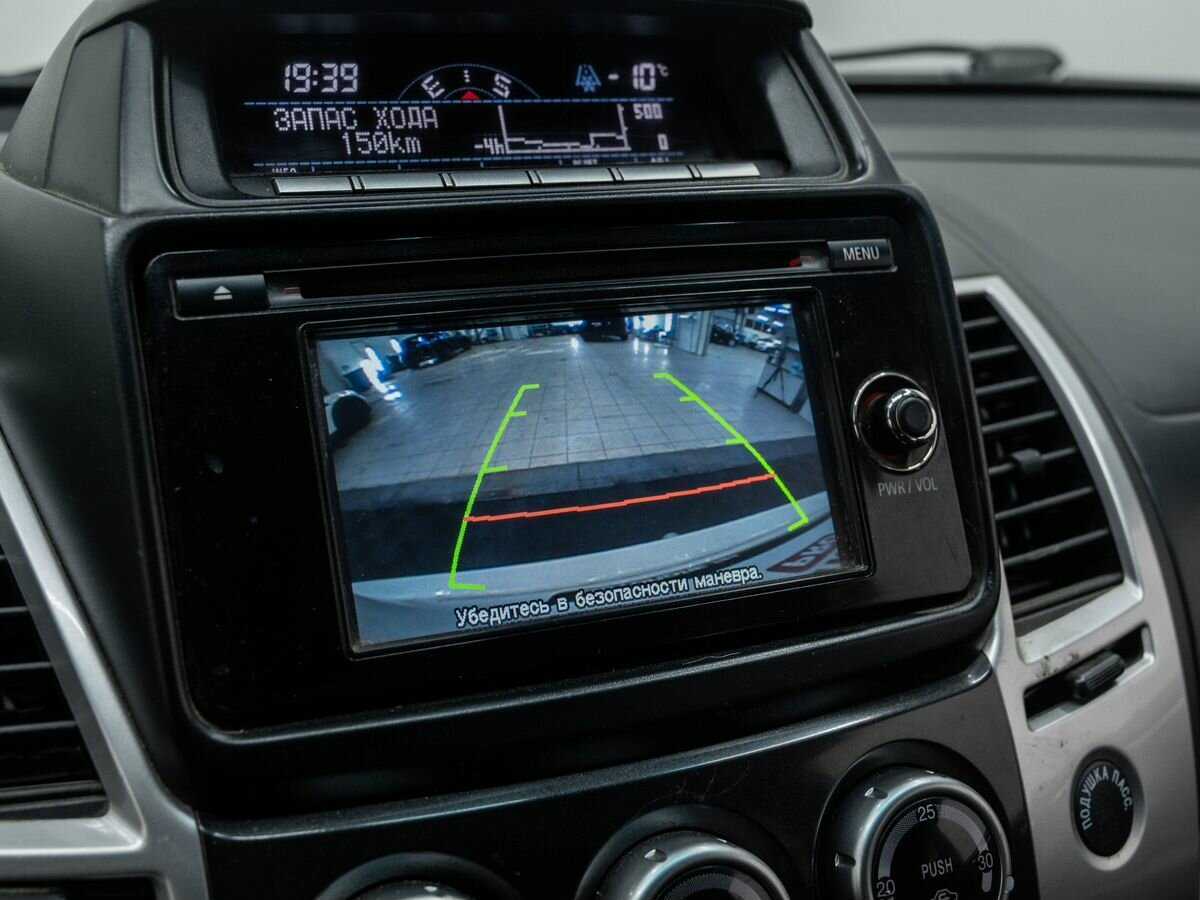 Mitsubishi Pajero Sport 2014 года с пробегом. Фото: #18