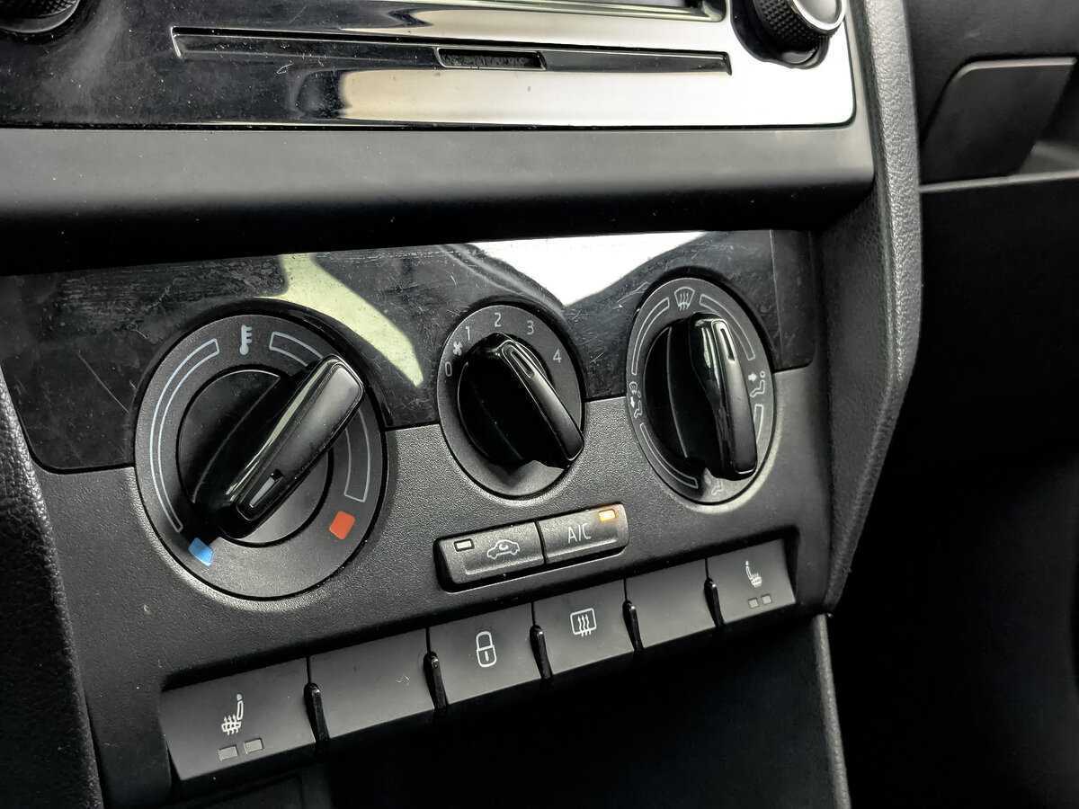 Skoda Rapid 2019 года с пробегом. Фото: #16