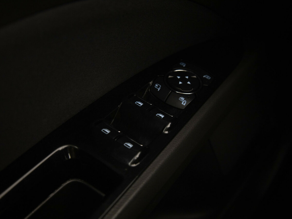 Ford Mondeo 2019 года с пробегом. Фото: #12