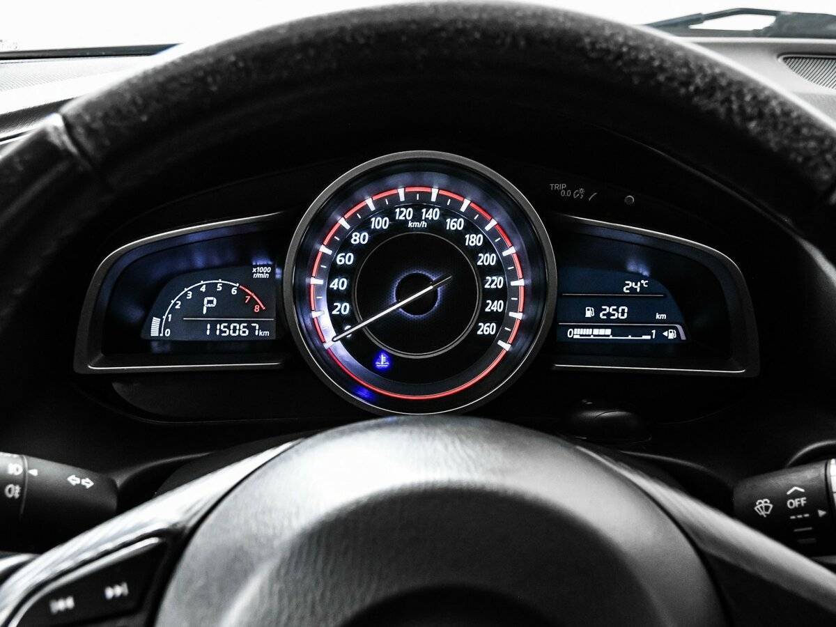 Mazda 3 2014 года с пробегом. Фото: #9