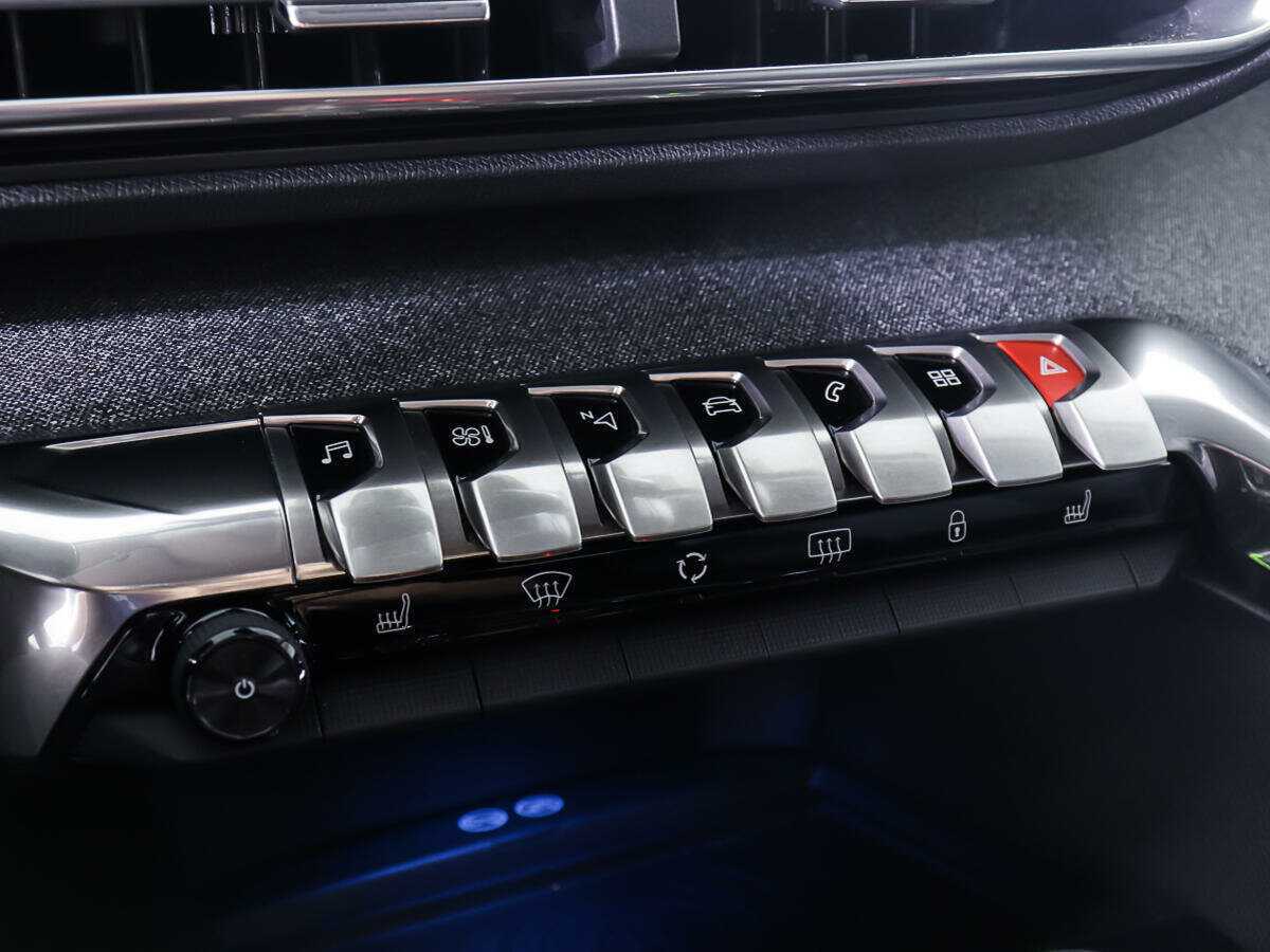 Peugeot 3008 2017 года с пробегом. Фото: #18