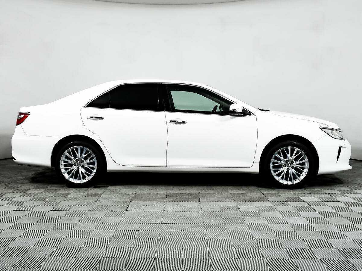 Toyota Camry 2015 года с пробегом. Фото: #3