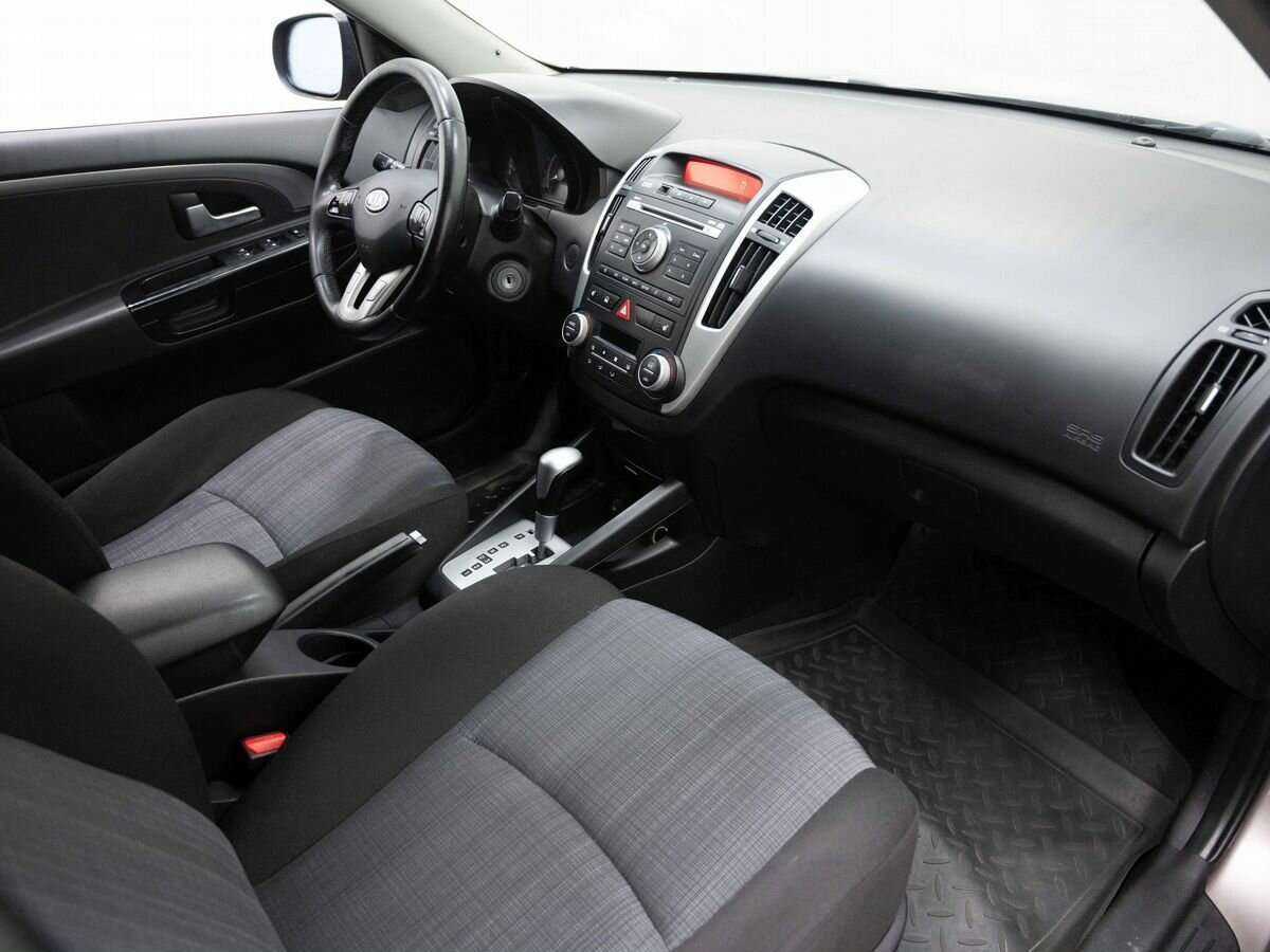Kia Ceed 2012 года с пробегом. Фото: #10