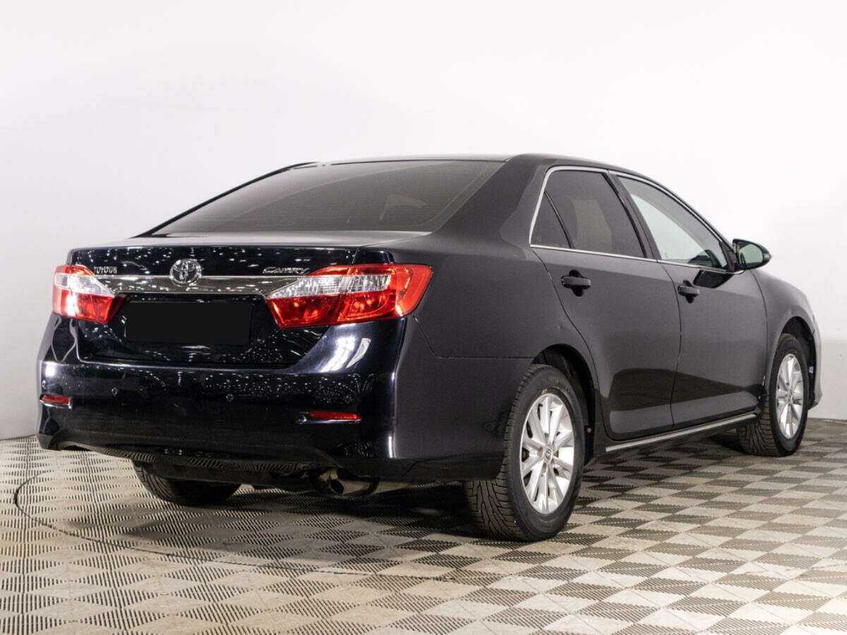 Toyota Camry 2012 года с пробегом. Фото: #3