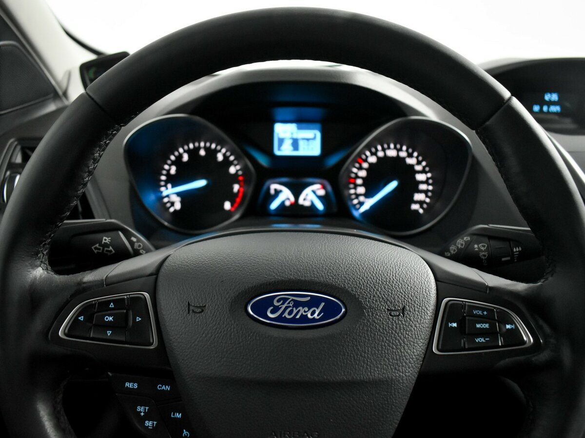 Ford Kuga 2019 года с пробегом. Фото: #12