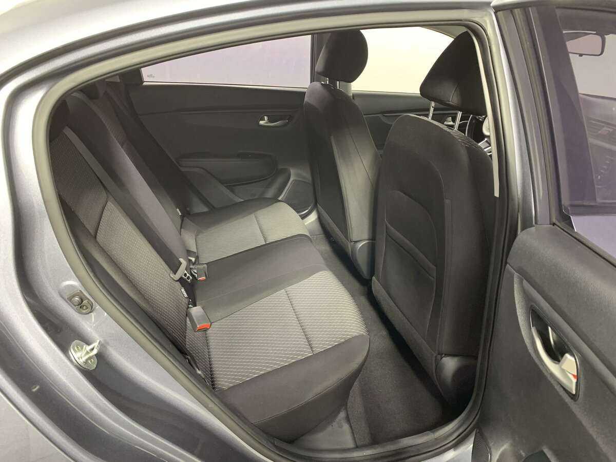 Kia Rio 2019 года с пробегом. Фото: #12