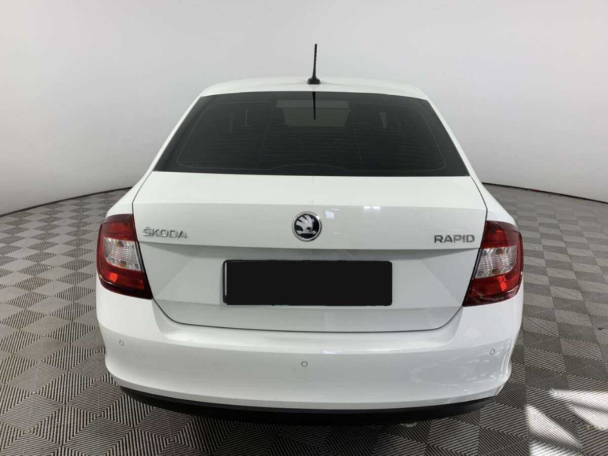 Skoda Rapid 2019 года с пробегом. Фото: #5